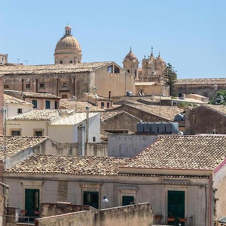 Mansarda Aurispa Noto Exterior foto